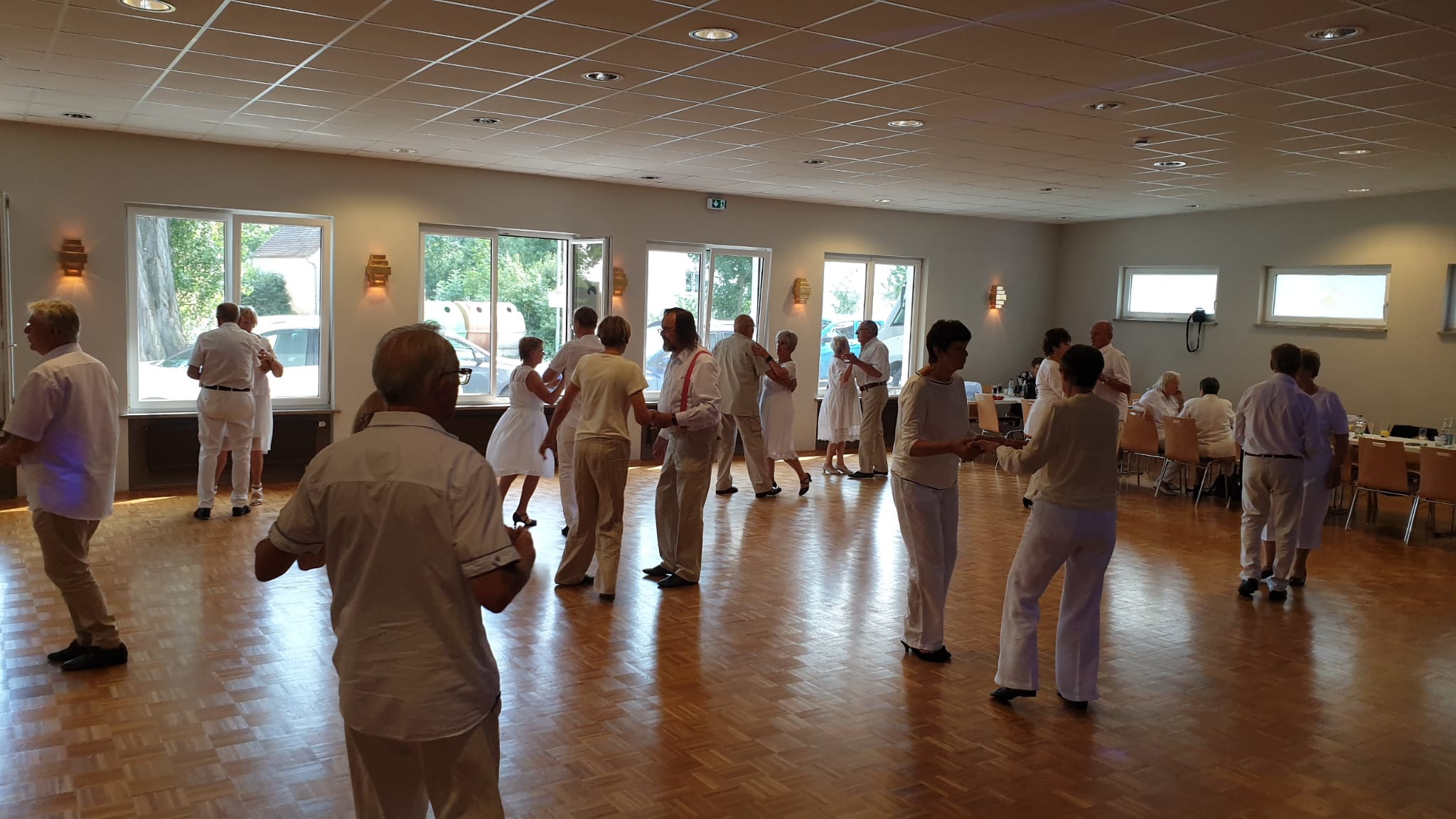 Tanz-Café für Senioren und Junggebliebene